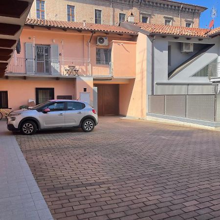 Апартаменти Ca D La Trifola Free Parking Альба Екстер'єр фото